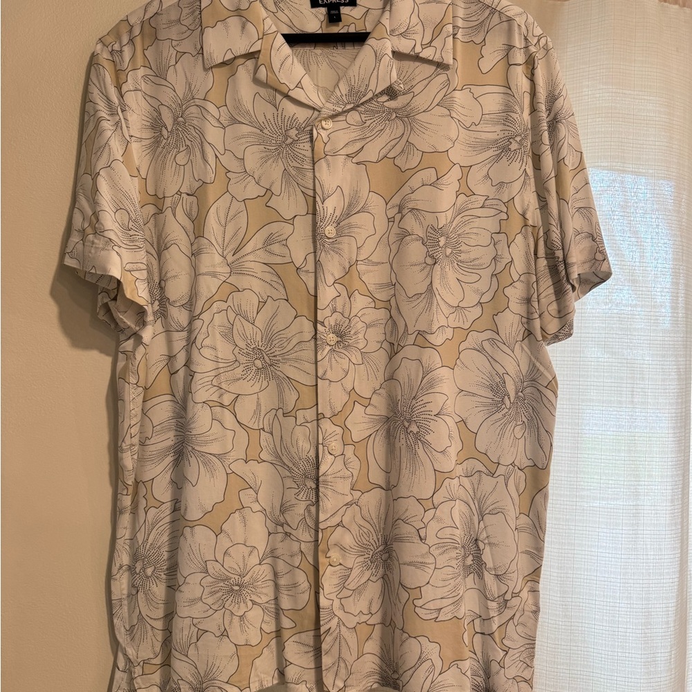 Express Cream Casual Button Down Shirt with Tropical Print